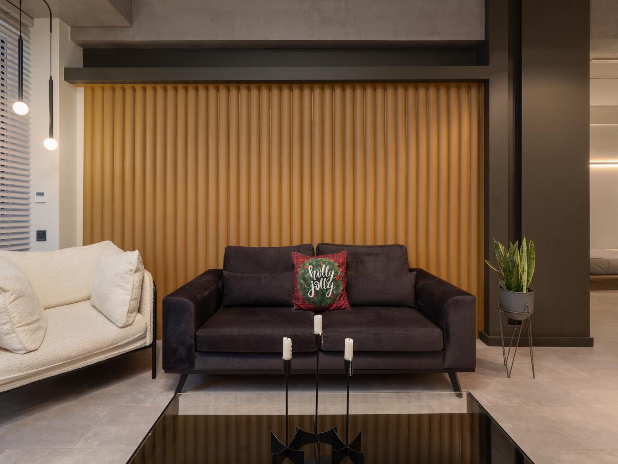 A Place 4U No6 - City Escape With Balcony Lounge & Open Living Space Athena Bagian luar foto